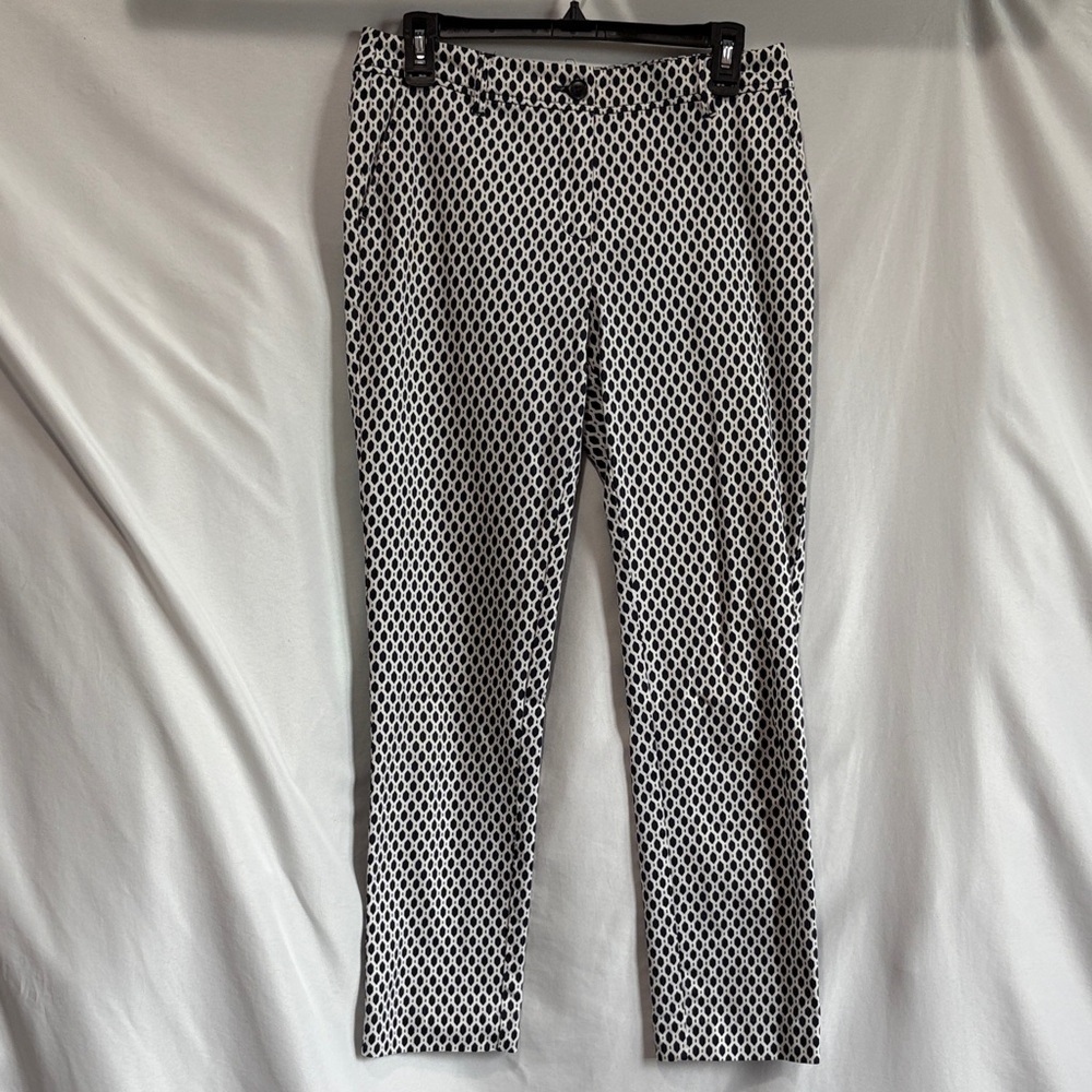 Women's Black and White Patterned Straight Leg Pants